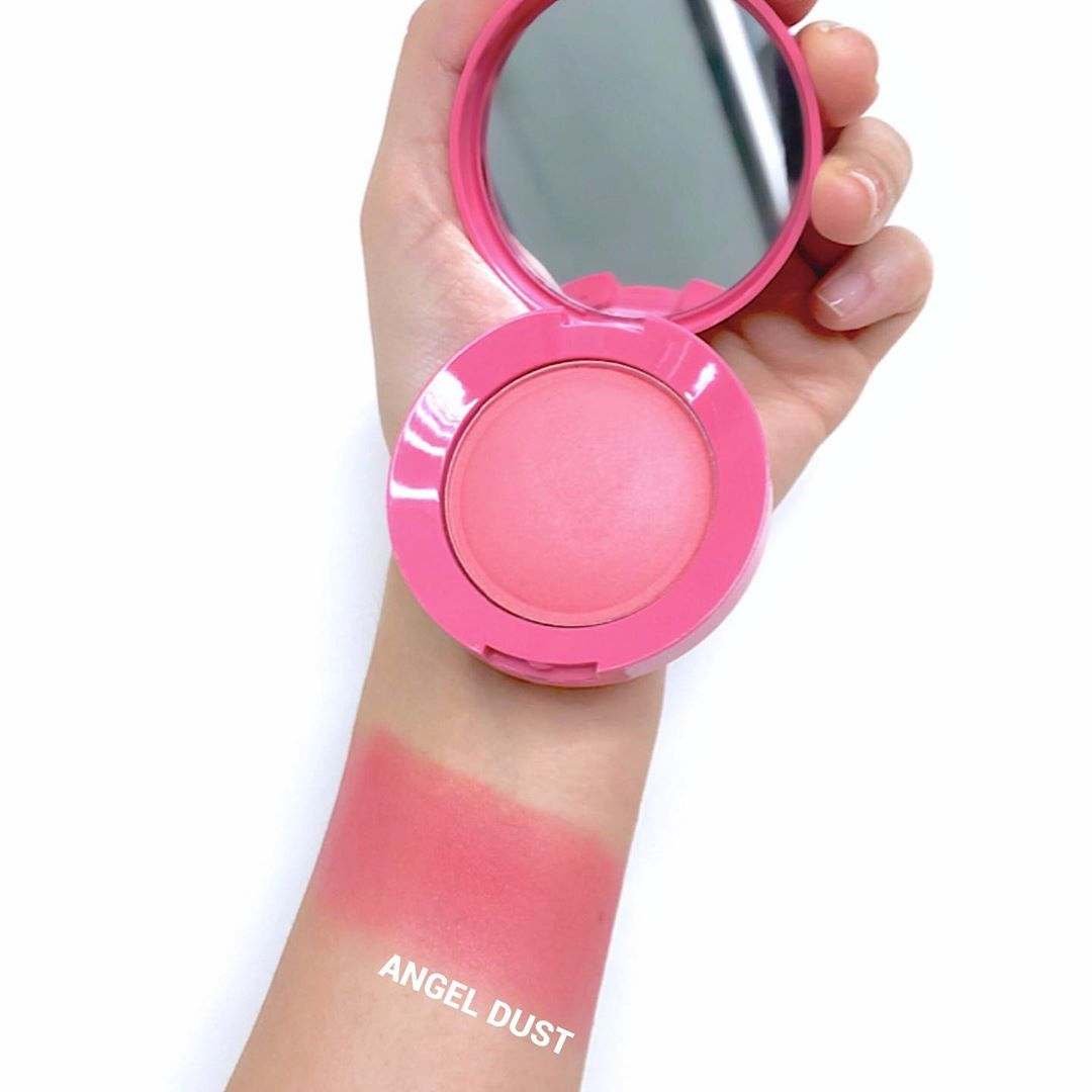 W7 Candy Blush Angel Dust