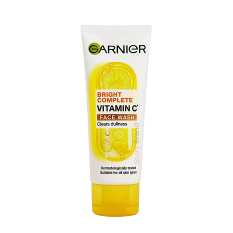 Garnier Bright Complete Vitamin C Face Wash 100g